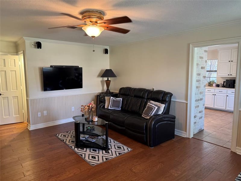 6004 Lakehurst Drive, Arlington TX 76016 - Photo 13