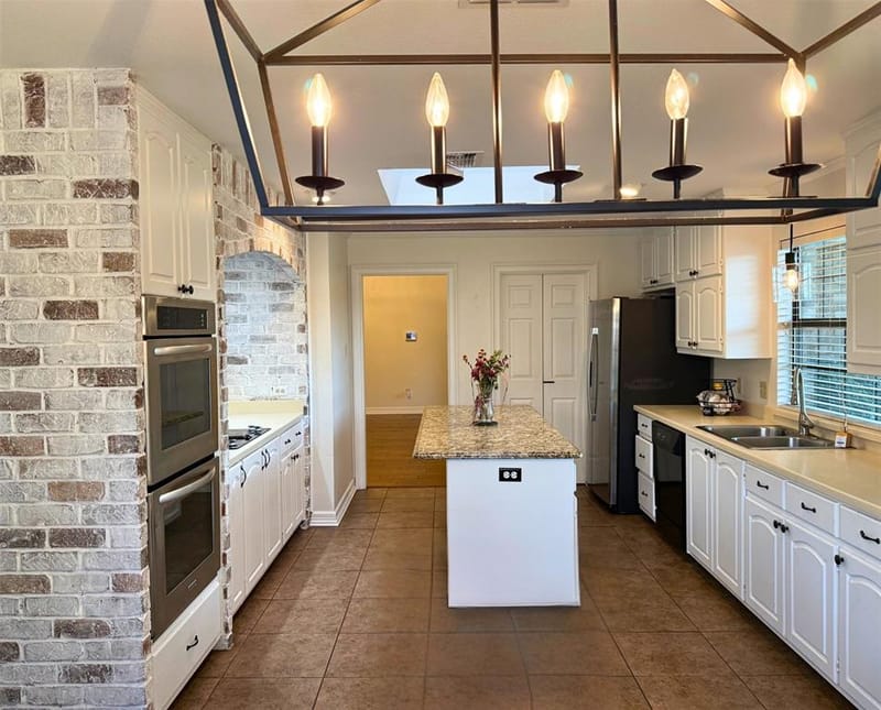 6004 Lakehurst Drive, Arlington TX 76016 - Photo 16
