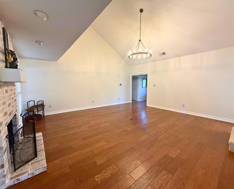 6004 Lakehurst Drive, Arlington TX 76016 - Photo 10