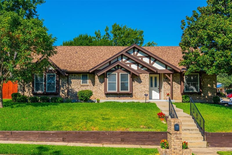 3824 Fox Hollow Drive, Bedford TX 76021 - Photo 2