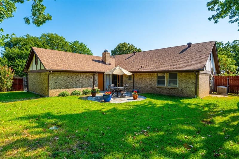 3824 Fox Hollow Drive, Bedford TX 76021 - Photo 32