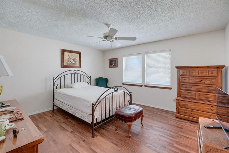 3824 Fox Hollow Drive, Bedford TX 76021 - Photo 20