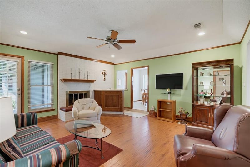 3824 Fox Hollow Drive, Bedford TX 76021 - Photo 9