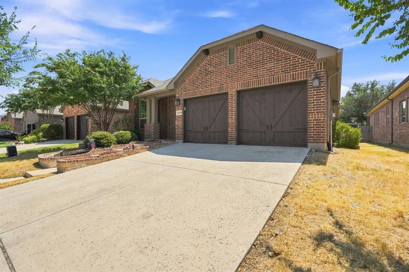 1529 8th Street, Argyle TX 76226