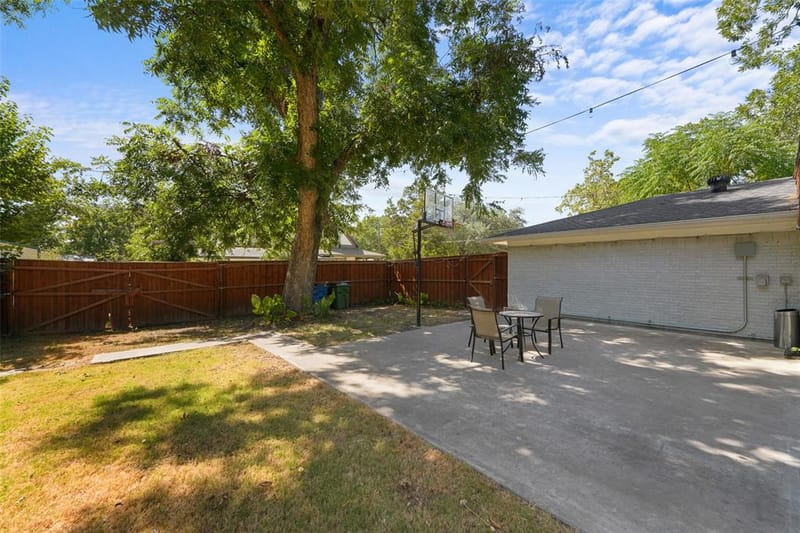 300 E Pecan Street, Aubrey TX 76227 - Photo 26