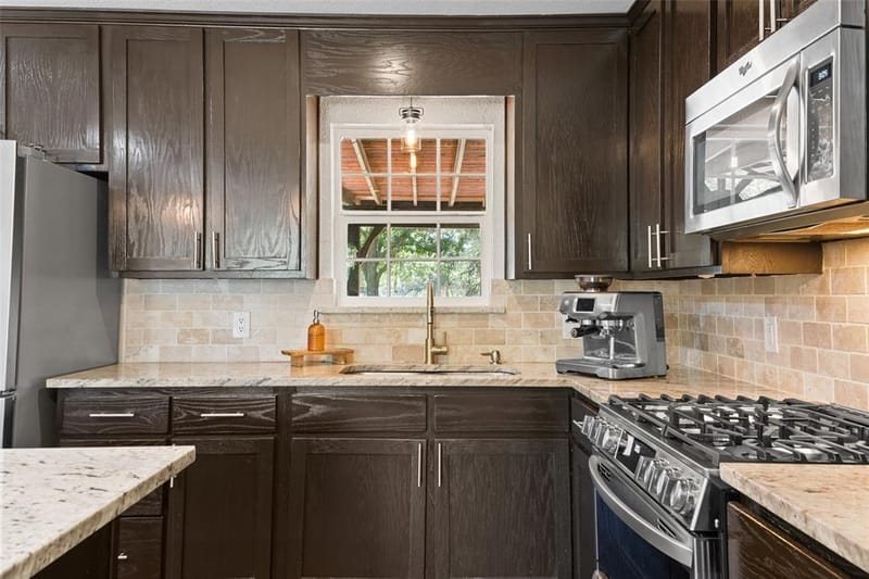 300 E Pecan Street, Aubrey TX 76227 - Photo 5
