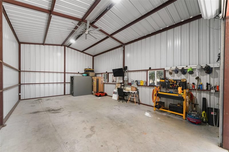 300 E Pecan Street, Aubrey TX 76227 - Photo 24