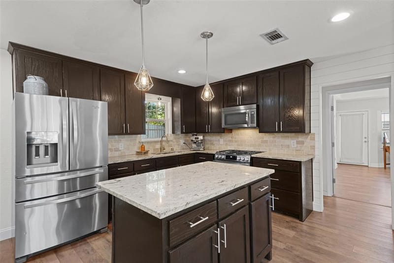 300 E Pecan Street, Aubrey TX 76227 - Photo 4