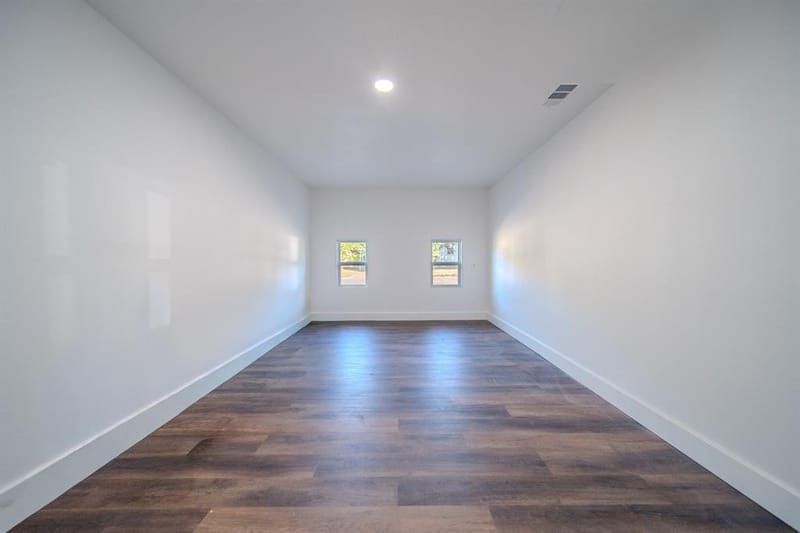 1530 Hillcrest Street, Mesquite TX 75149 - Photo 7