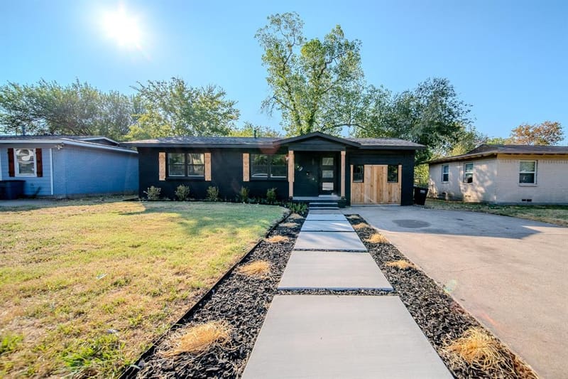 1530 Hillcrest Street, Mesquite TX 75149