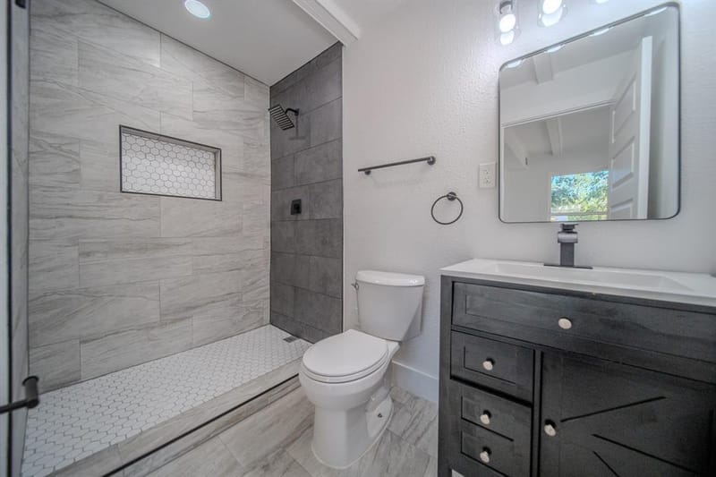 1530 Hillcrest Street, Mesquite TX 75149 - Photo 10