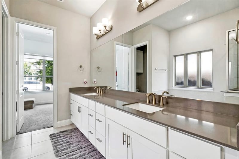 12679 Royal Oaks Lane, Farmers Branch TX 75234 - Photo 17