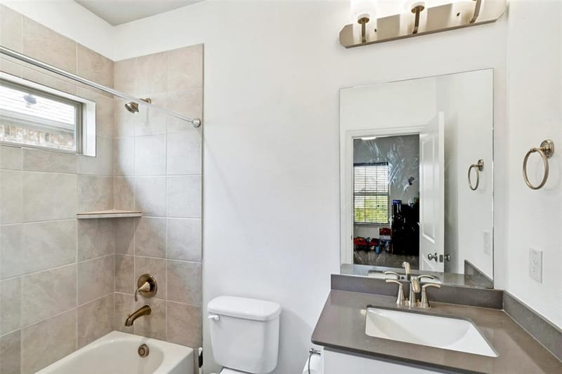 12679 Royal Oaks Lane, Farmers Branch TX 75234 - Photo 24