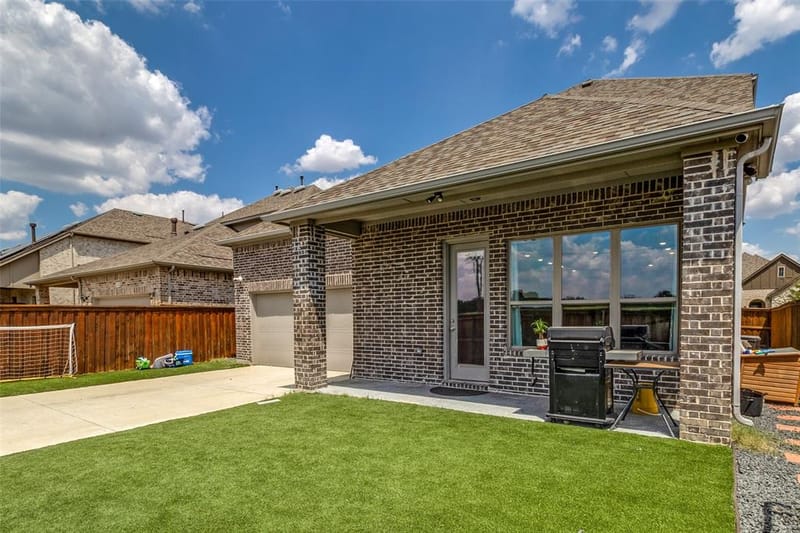 12679 Royal Oaks Lane, Farmers Branch TX 75234 - Photo 30