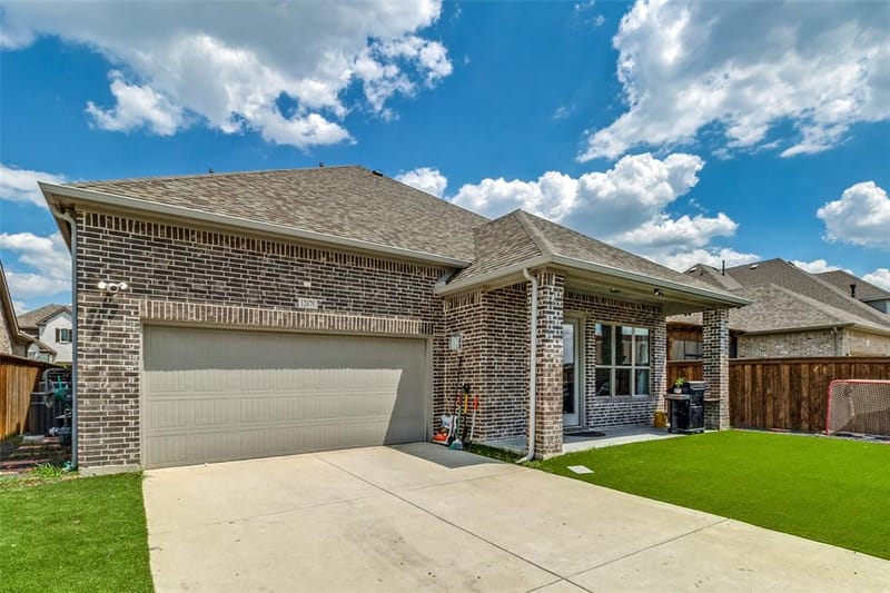 12679 Royal Oaks Lane, Farmers Branch TX 75234 - Photo 31