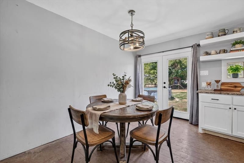 4506 Garden View Drive, Granbury TX 76049 - Photo 17