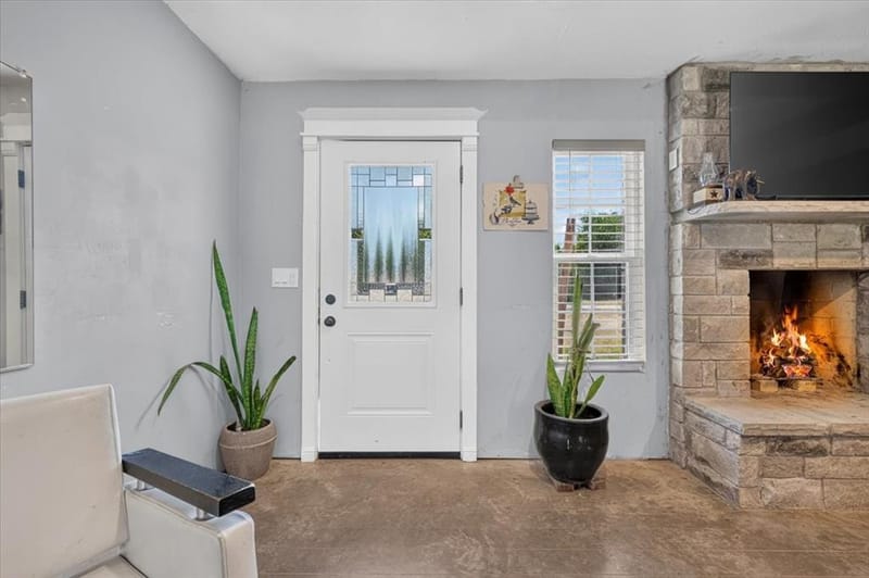 4506 Garden View Drive, Granbury TX 76049 - Photo 7