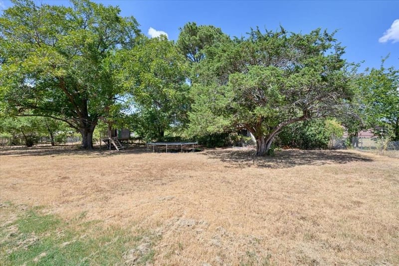 4506 Garden View Drive, Granbury TX 76049 - Photo 37