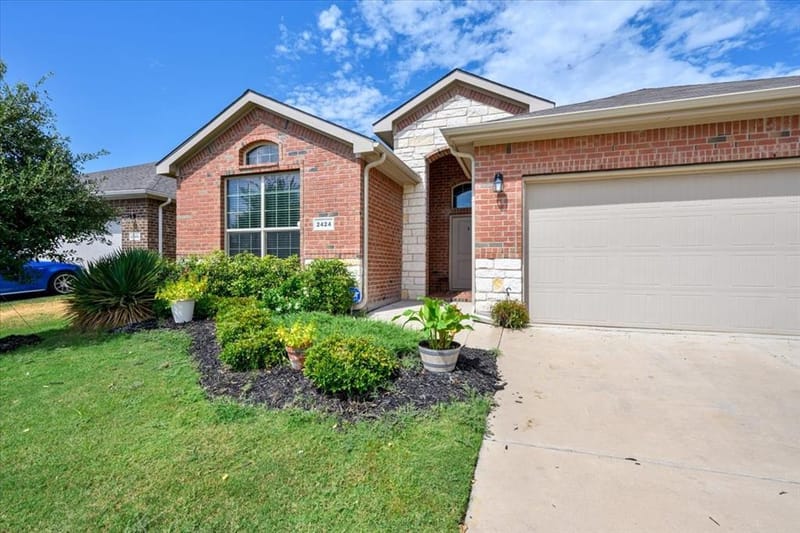 2424 O Conner Ranch Drive, Weatherford TX 76087 - Photo 3