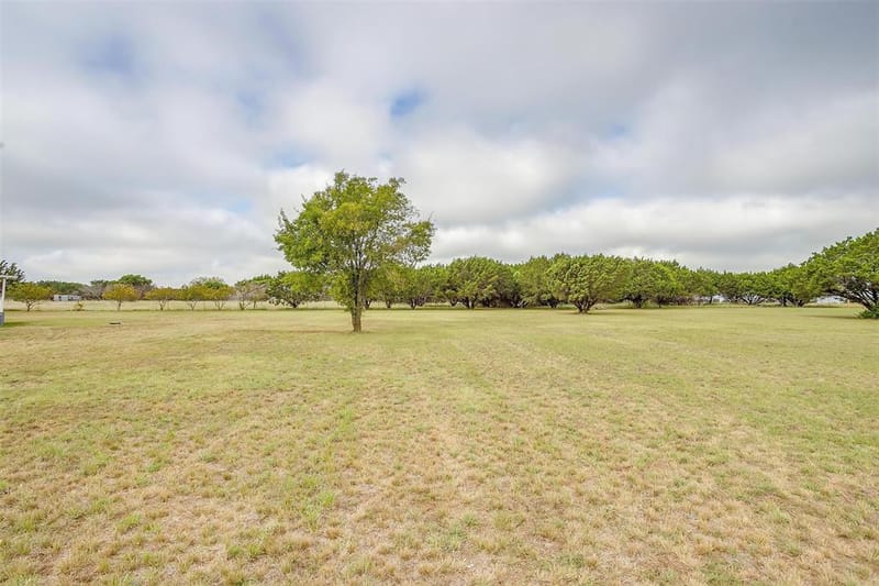 9064 Summit Court E, Cleburne TX 76033 - Photo 36