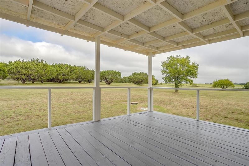 9064 Summit Court E, Cleburne TX 76033 - Photo 32