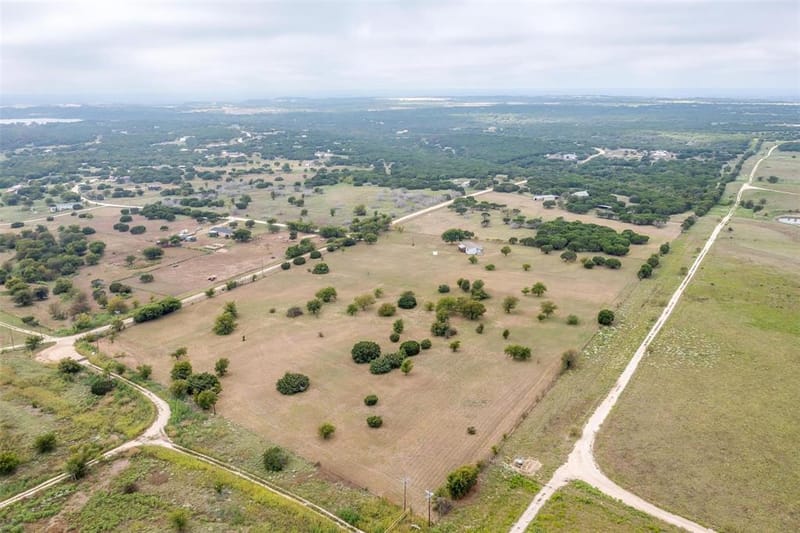 9064 Summit Court E, Cleburne TX 76033 - Photo 38