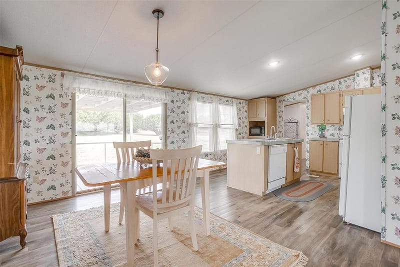 9064 Summit Court E, Cleburne TX 76033 - Photo 14