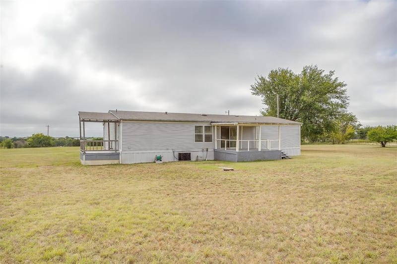 9064 Summit Court E, Cleburne TX 76033 - Photo 35