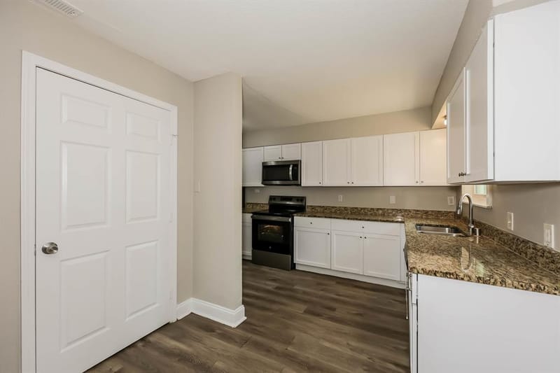 7832 Seydel Street, Dallas TX 75217 - Photo 9