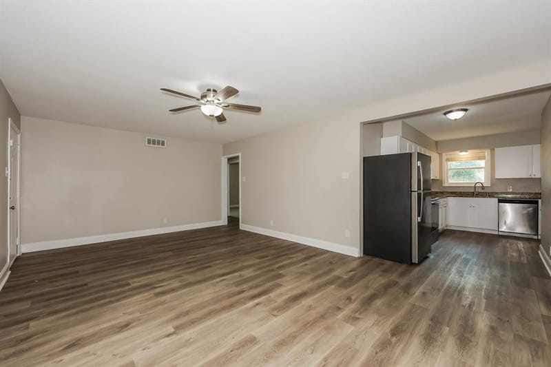 7832 Seydel Street, Dallas TX 75217 - Photo 4