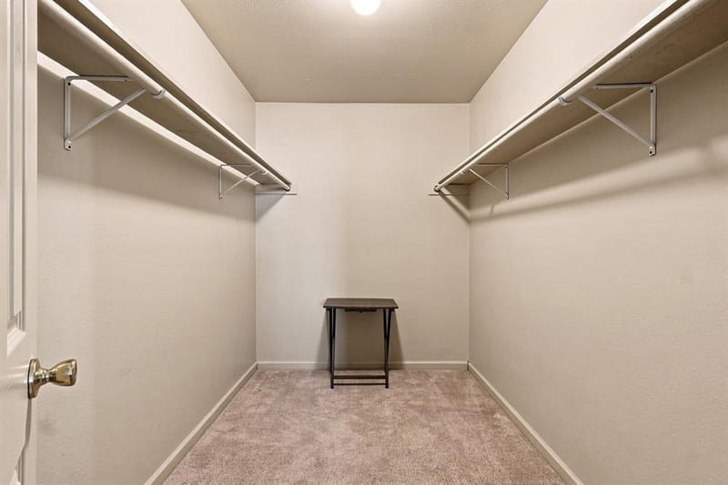 2335 Bethurum Avenue, Dallas TX 75215 - Photo 10
