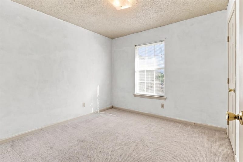 2335 Bethurum Avenue, Dallas TX 75215 - Photo 15
