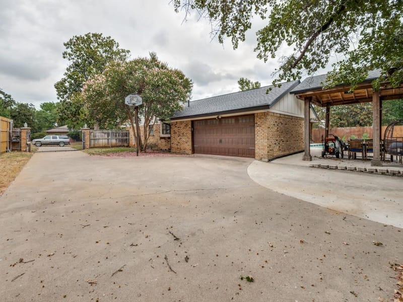 618 Brent Drive, Arlington TX 76012 - Photo 24