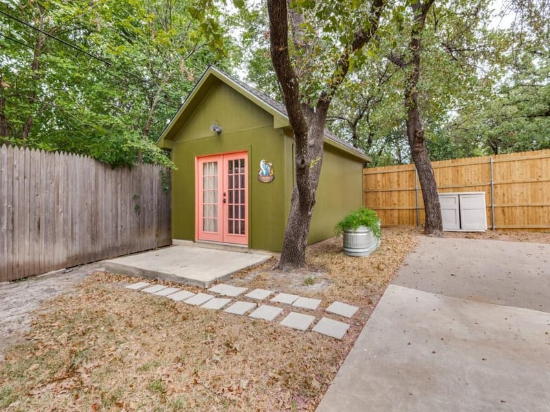 618 Brent Drive, Arlington TX 76012 - Photo 25