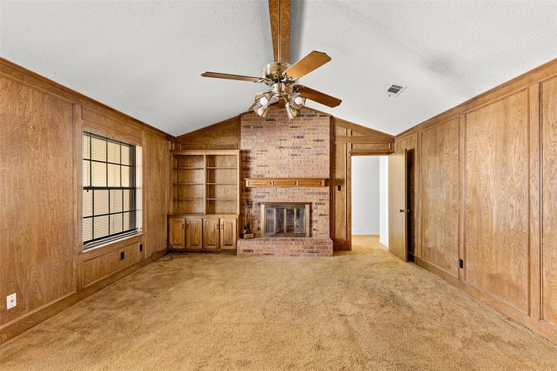 4405 Kingswick Drive, Arlington TX 76016 - Photo 6
