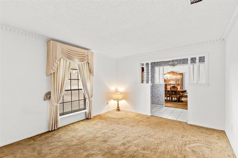 4405 Kingswick Drive, Arlington TX 76016 - Photo 13