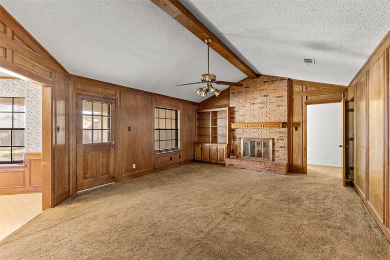 4405 Kingswick Drive, Arlington TX 76016 - Photo 3