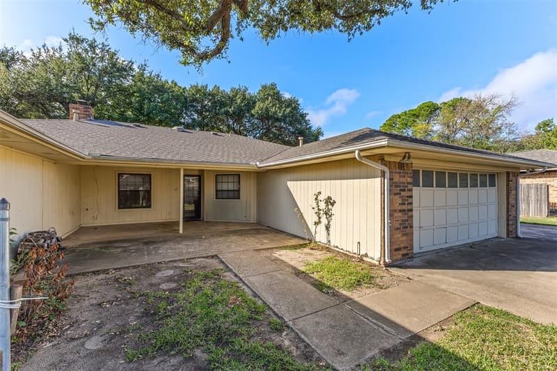 4405 Kingswick Drive, Arlington TX 76016 - Photo 36
