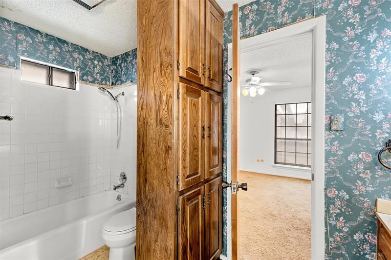 4405 Kingswick Drive, Arlington TX 76016 - Photo 28