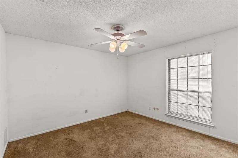 4405 Kingswick Drive, Arlington TX 76016 - Photo 24