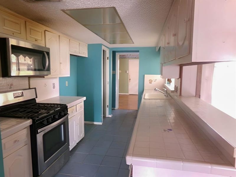 1421 Guildford Street, Garland TX 75044 - Photo 10