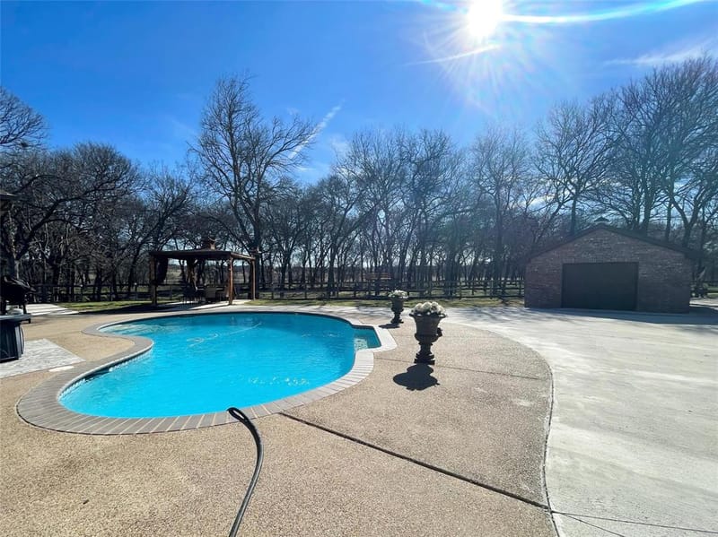 286 W Ridge Street, Decatur TX 76234 - Photo 8