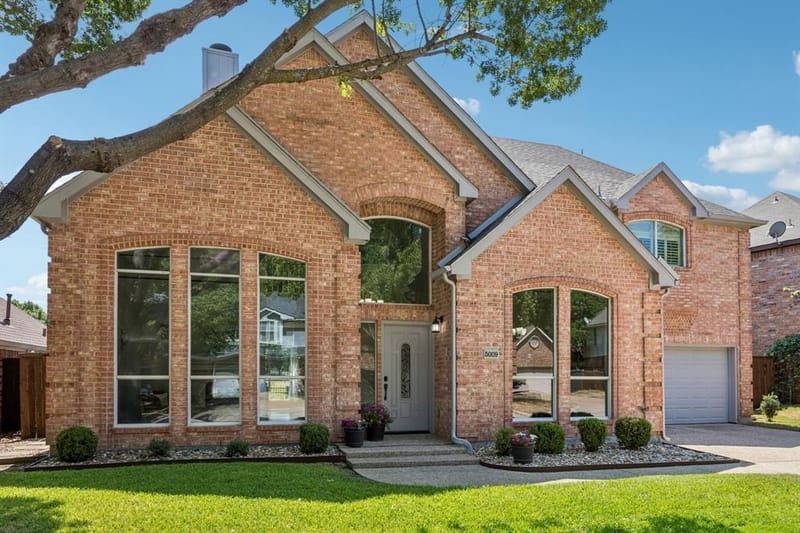 5009 Quail Creek Drive, McKinney TX 75072 - Photo 2