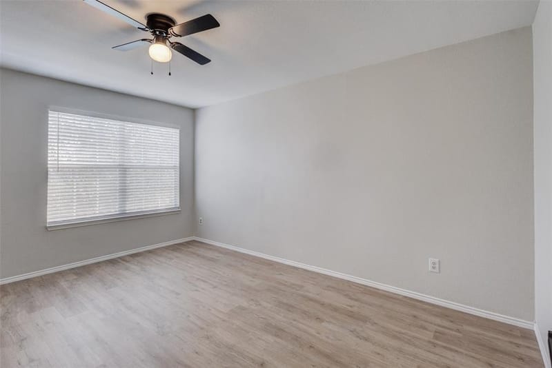 1213 College Street, Grand Prairie TX 75050 - Photo 16