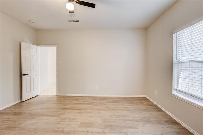 1213 College Street, Grand Prairie TX 75050 - Photo 15