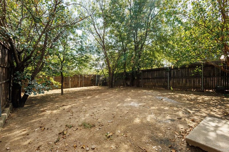 1213 College Street, Grand Prairie TX 75050 - Photo 21