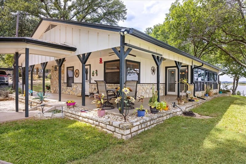 2537 Forest Park Drive, Granbury TX 76048 - Photo 22