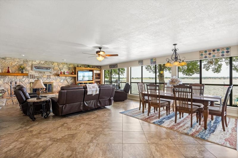 2537 Forest Park Drive, Granbury TX 76048 - Photo 7