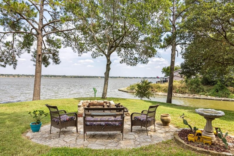 2537 Forest Park Drive, Granbury TX 76048 - Photo 24