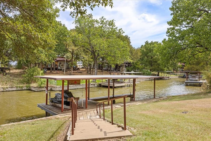 2537 Forest Park Drive, Granbury TX 76048 - Photo 31